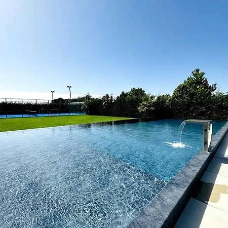 Luxury Mansion La Villa