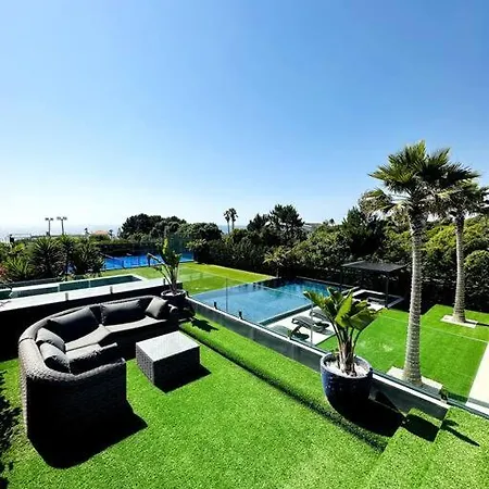 Luxury Mansion La
