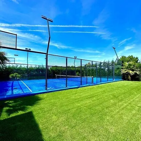 Luxury Mansion La Valadares (Porto)
